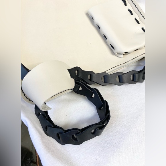 Faux leather satchel bag - Picture 5 of 7